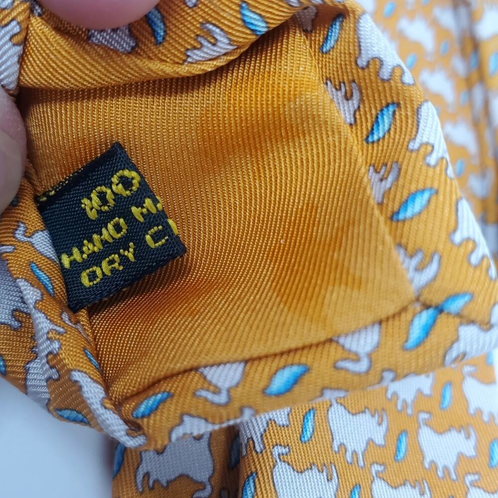 Hunting World Orange and tan Rhinoceros 100% Silk tie - Picture 3 of 9
